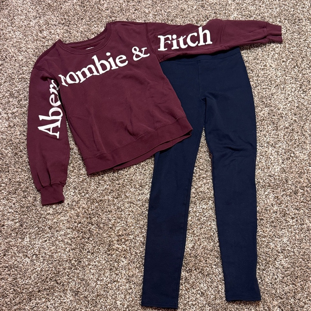 Abercrombie & Fitch outfit lot w/ Maroon Top and Dark Blue Leggings